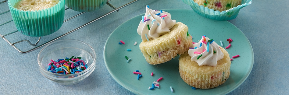 Funfetti Mini Cheesecakes