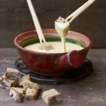 Cheese Fondue with Apple Cider - Foodness Gracious