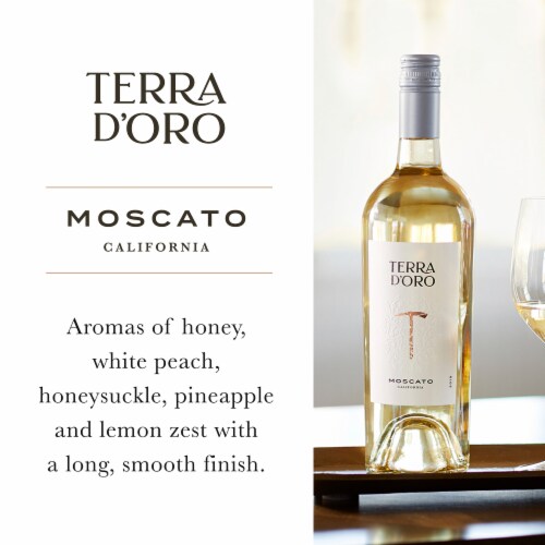 Terra d'Oro Moscato California White Wine 750 ml Perspective: back