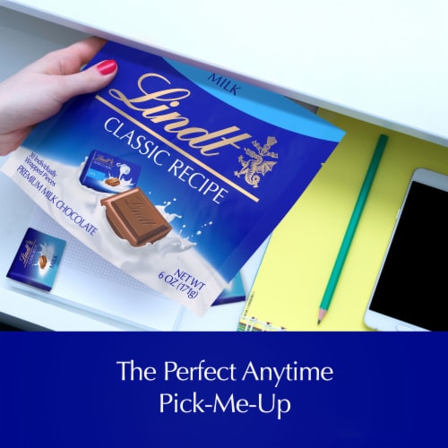 Lindt CLASSIC RECIPE Milk Chocolate Candy Individually Wrapped Pieces Perspective: back