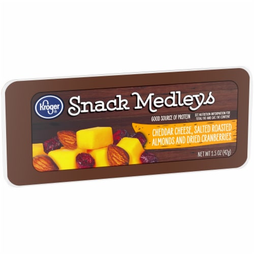 Kroger® Cheddar Cheese Cranberry & Almond Snack Kit Perspective: back