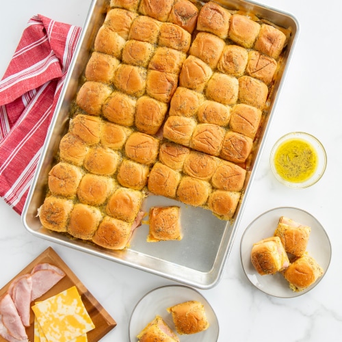 Nordic Ware Naturals Big Batch Pan Perspective: back