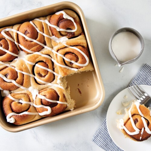 Cinnamon Rolls - Nordic Ware