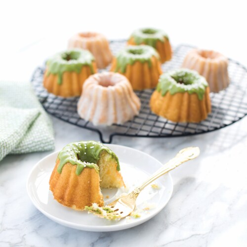 Nordic Ware Anniversary Bundtlette Cake Pan Perspective: back