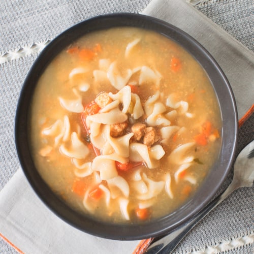 Annie's™ Organic Chicken Noodle Canned Soup Perspective: back