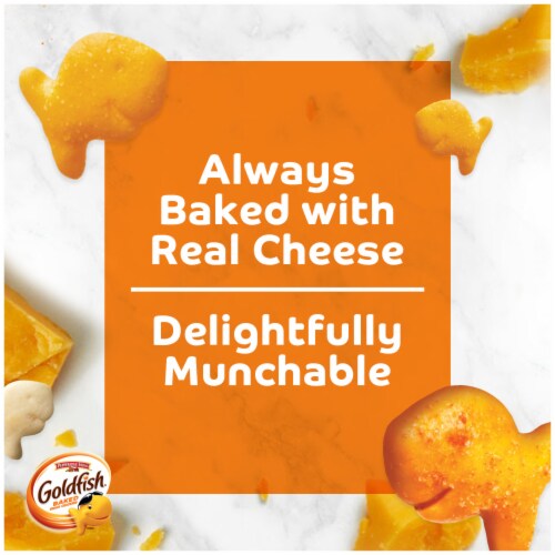 Goldfish® Say Cheese Crackers Variety Pack Perspective: back