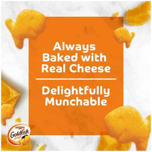 Goldfish® Family Faves Cheese Crackers Variety Pack Perspective: back