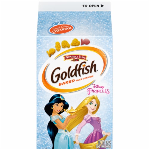 Goldfish® Special Edition Cheddar Disney Princess Baked Snack Crackers Perspective: back