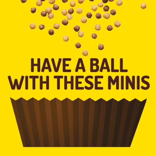 General Mills Reese's Puffs Minis Cereal Perspective: back