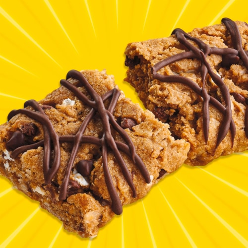 Golden Grahams S'mores Soft Baked Oat Bars Chewy Treat Bars Perspective: back