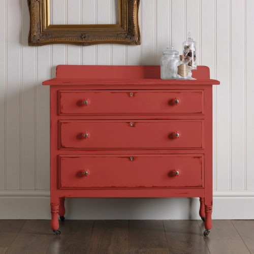 Rust-Oleum® Chalked Ultra Matte Paint - Farmhouse Red Perspective: back
