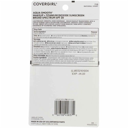 CoverGirl® Aqua Smooth® 715 Natural Ivory Compact Foundation Perspective: back