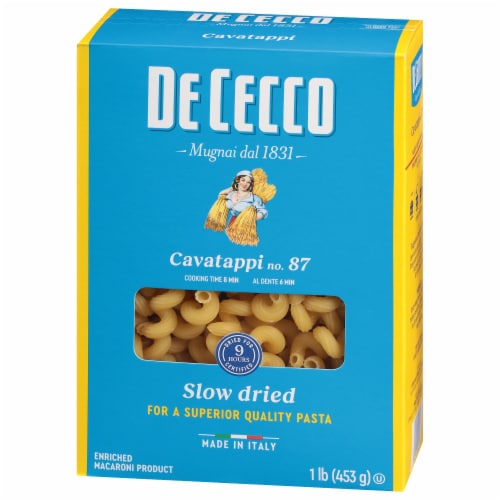 De Cecco Cavatappi Pasta Perspective: back