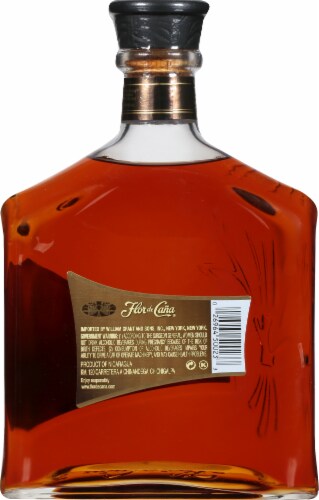 Flor de Cana 18 Centenario Ultra-Premium Rum Perspective: back