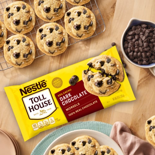 Nestle® Toll House® Dark Chocolate Chips Perspective: back