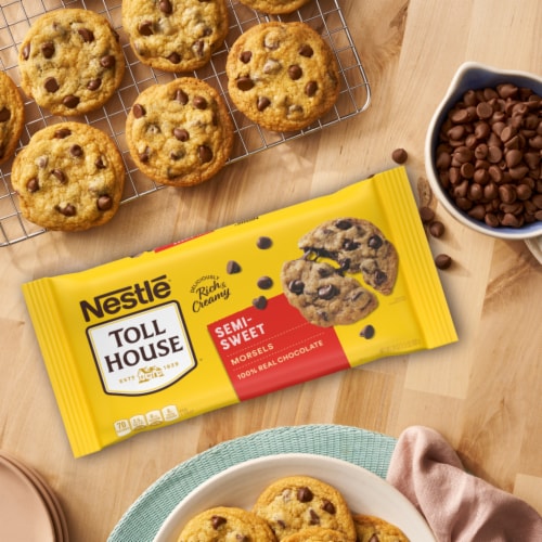 Nestle® Toll House® Semi Sweet Chocolate Chips Perspective: back