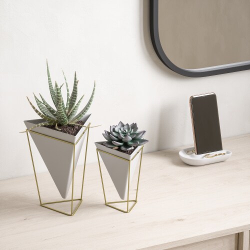 Umbra 1004372-524 Trigg Desktop Planter Vase & Geometric Container - White Ceramic & Brass - Perspective: back
