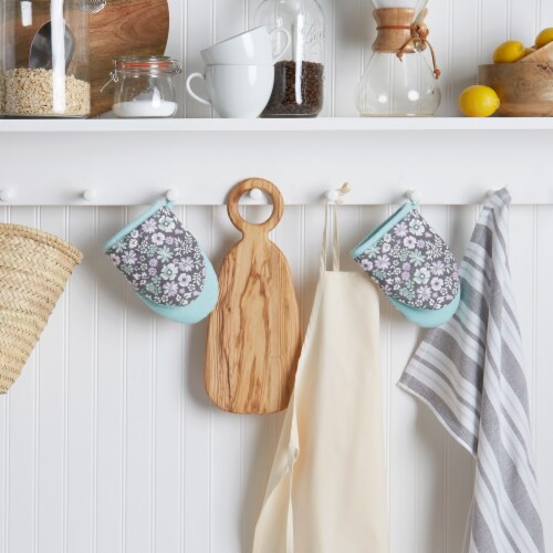 Martha Stewart Ditsy Floral Oven Mitts Perspective: back