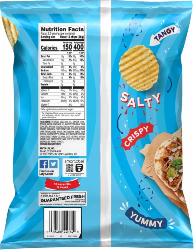 Lay's Wavy Carnitas Street Taco Flavored Potato Chips Perspective: back