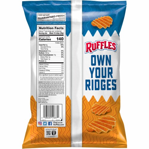Ruffles® Double Crunch® Spicy Cheddar Jack Potato Chips Perspective: back