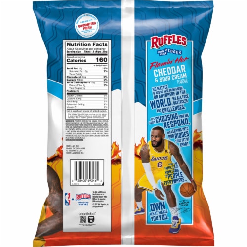 Ruffles® Flamin' Hot® Cheddar & Sour Cream Potato Chips Perspective: back