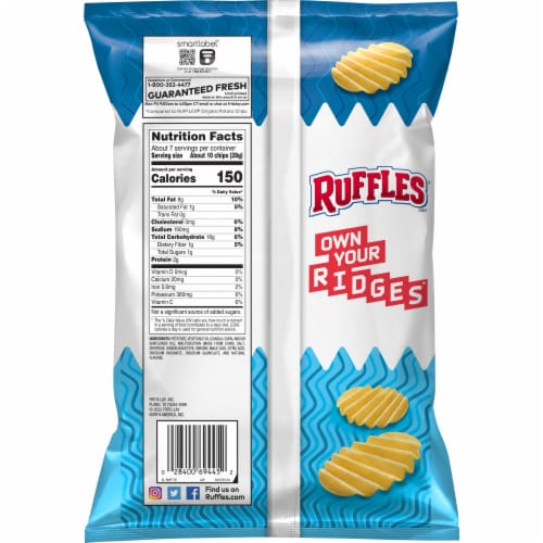 Ruffles® Salt & Vinegar Double Crunch® Potato Chips Perspective: back