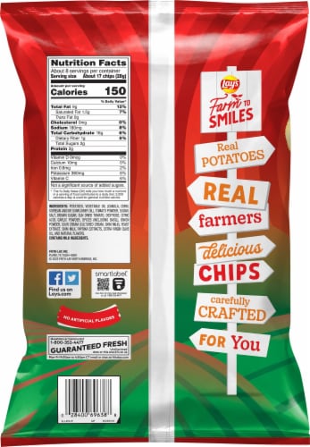 Lay's® Garden Tomato & Basil Potato Chips Perspective: back