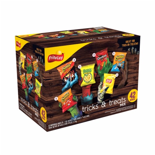 Frito-Lay® Tricks & Treats Mix Chips Variety Pack Perspective: back