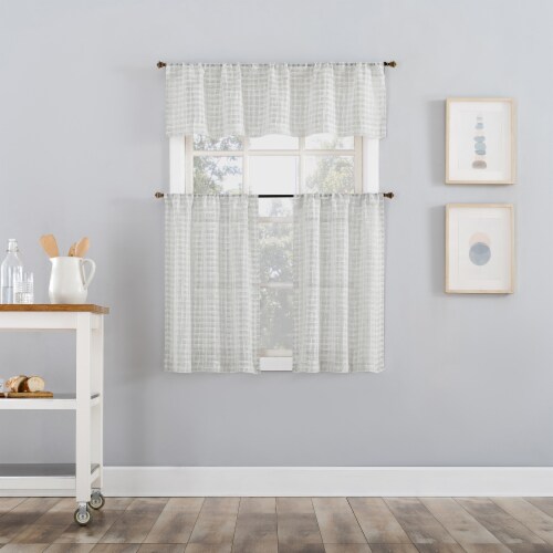No. 918 Tayen Window Panels - Silver Perspective: back