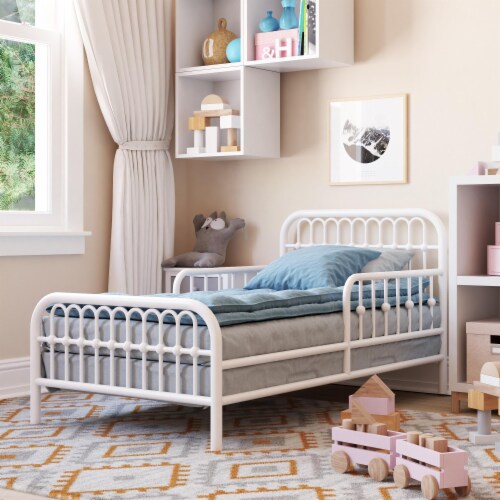 Monarch hill ivy crib on sale white