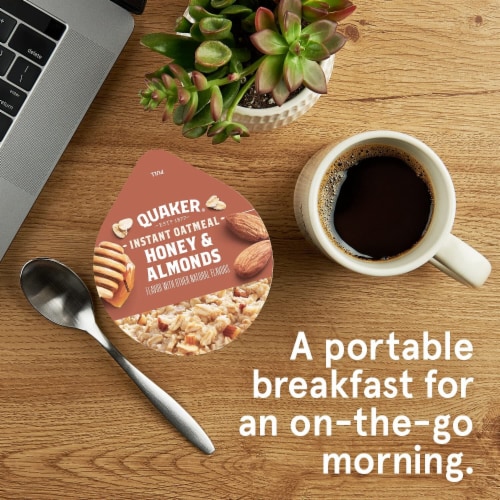 Quaker® Honey & Almonds Instant Oatmeal Cups Perspective: back