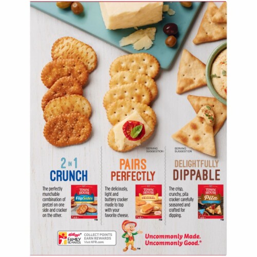 Town House Flip Sides Thins Parmesan Herb Crackers Perspective: back