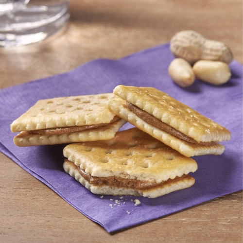Keebler Toast and Peanut Butter Big Snack Pack Sandwich Snack Crackers Perspective: back