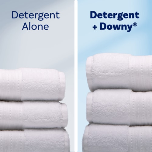 Downy Ultra Clean Breeze Liquid Fabric Softener Fabric Conditioner Perspective: back
