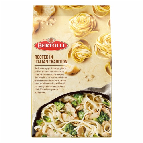 Bertolli Family Size Chicken Broccoli Fettuccine Alfredo Frozen Meal Perspective: back