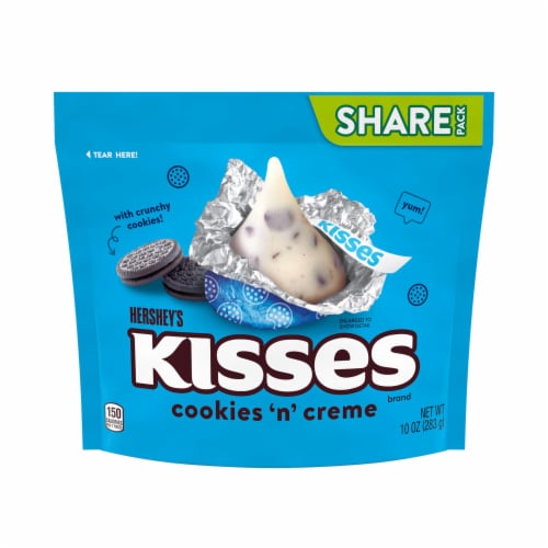 HERSHEY'S KISSES Cookies 'n' Creme Candy Share Pack Perspective: back