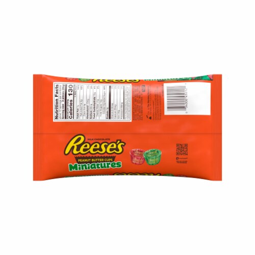 Reese's Peanut Butter Cups Holiday Candy Miniatures Bag Perspective: back