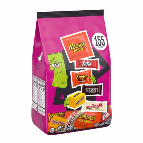 Hershey Assorted Flavored Halloween Candy Bulk Bag Perspective: back