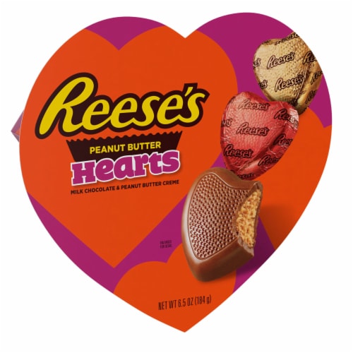 REESE'S Milk Chocolate Peanut Butter Creme Hearts Valentine Candy Heart Shaped Gift Box Perspective: back