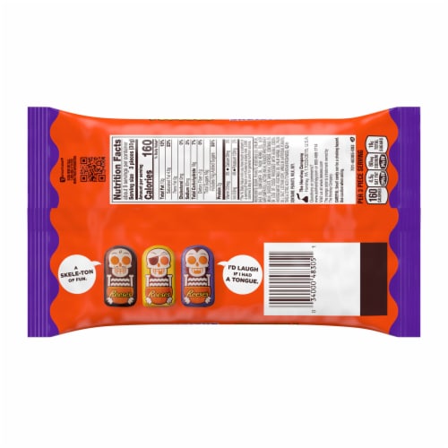 REESE'S Milk Chocolate Peanut Butter Skeletons Halloween Candy Bag Perspective: back