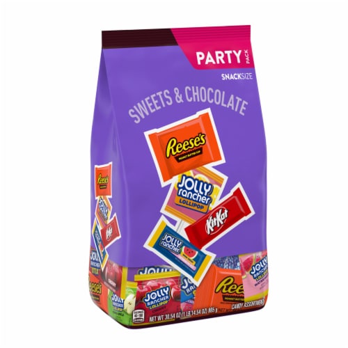JOLLY RANCHER KIT KAT® and REESE'S Assorted Flavored Snack Size Candy Party Pack Perspective: back