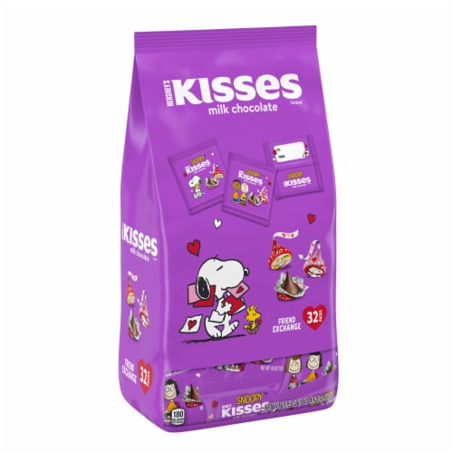 HERSHEY'S KISSES Milk Chocolate Snoopy™ and Friends Valentine Candy Friend Exchange Bag Perspective: back