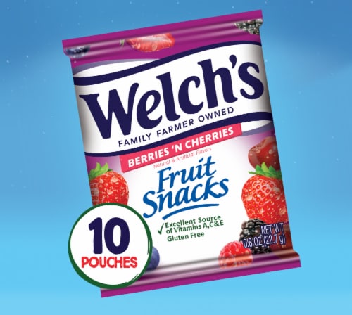 Welch's Berries 'N Cherries Fruit Snacks 0.8oz Pouches - 10ct Box Perspective: back