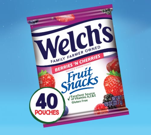 Welch's Berries n' Cherries Fruit Snacks 0.8oz Pouches - 40ct Box Perspective: back