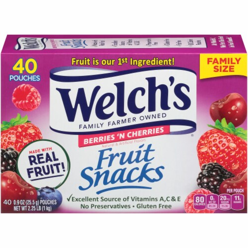 Welch's Berries 'N Cherries Fruit Snacks Perspective: back