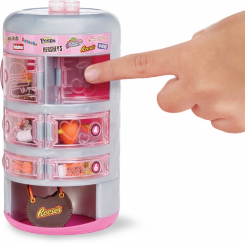 L.O.L Surprise Sweets Confetti Surprise Toy Perspective: back