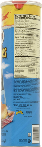 Pringles Salt & Vinegar Potato Crisps Perspective: back