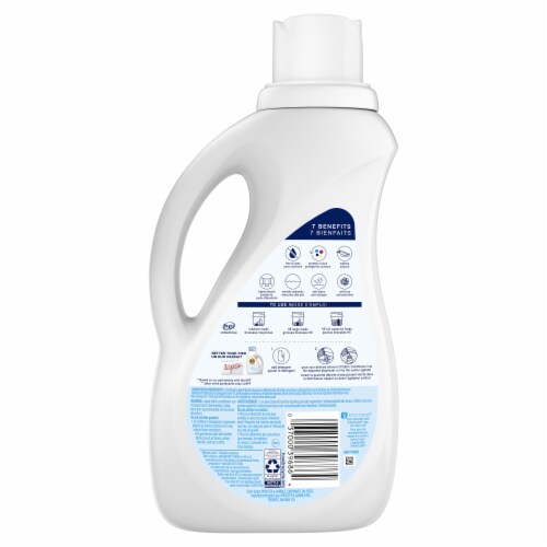 Downy Ultra Free & Gentle Fabric Softener Perspective: back