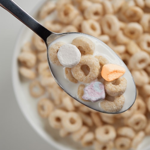 Kellogg's Disney's Frozen 2 Breakfast Cereal Perspective: back
