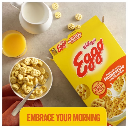 Kellogg's® Eggo Maple Flavored Homestyle Waffle Cereal Perspective: back